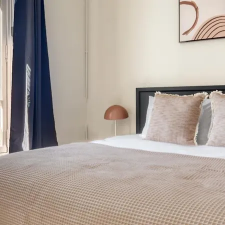 Appartamento Appartement Moderne De Trois Chambres *